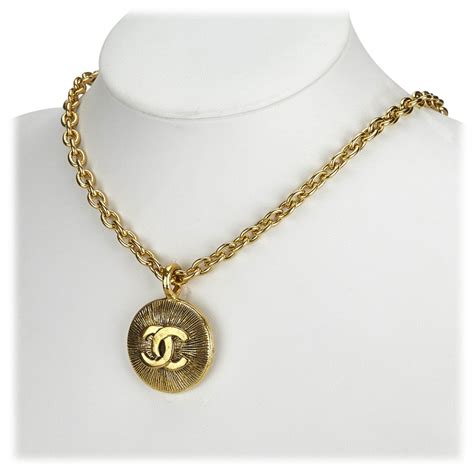 collane vintage chanel|old fashioned Chanel.